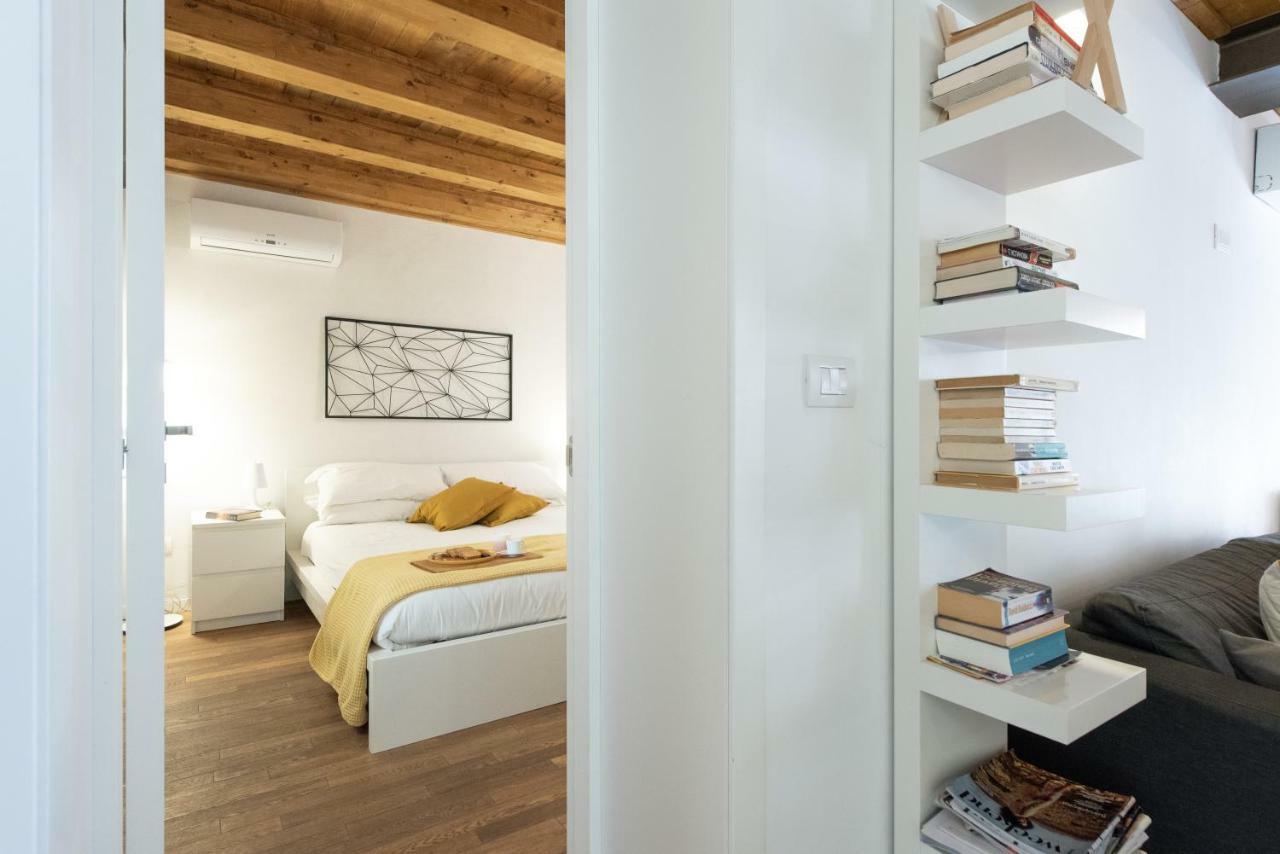 Apartment Ortigia - Theater